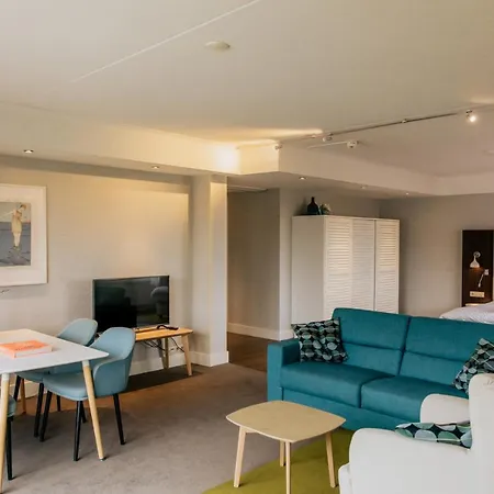 Grand Opduin Szálloda De Koog